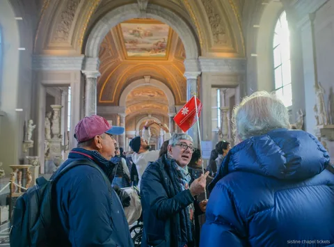 Plac Świętego Piotra widziany na końcu wycieczki do Kaplicy Sykstyńskiej i Bazyliki